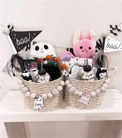 How to Present the Boo Basket